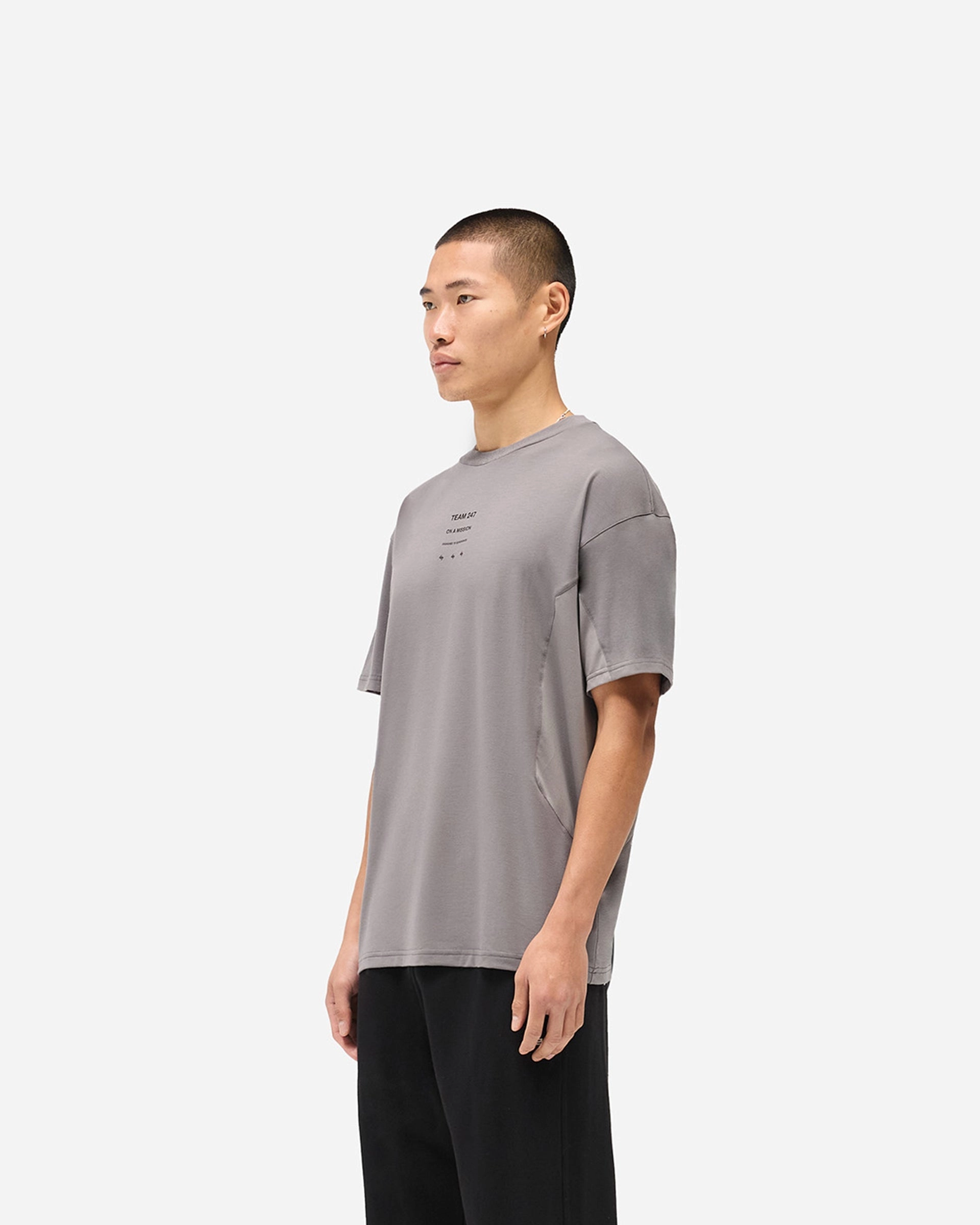 247 Uprising Oversized T-Shirt - Steel regular but not boring Bohemian