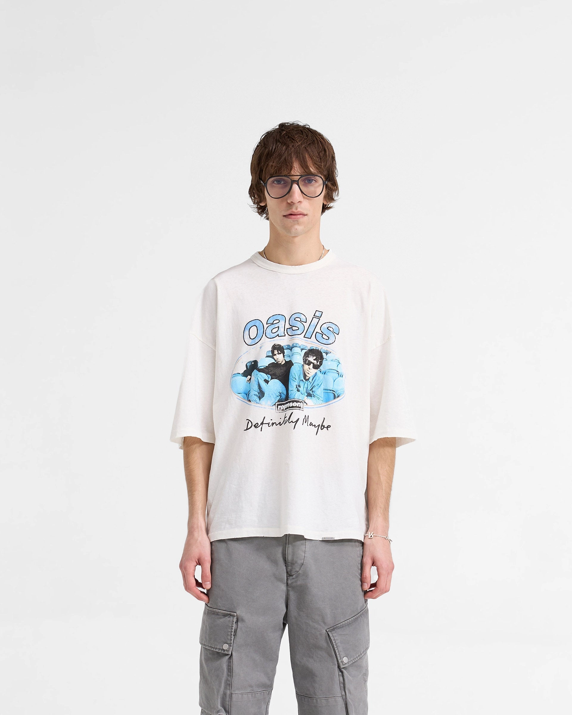 Picnic All-Season Comfort Wear Represent X Oasis Maine Road T-Shirt - Flat White
