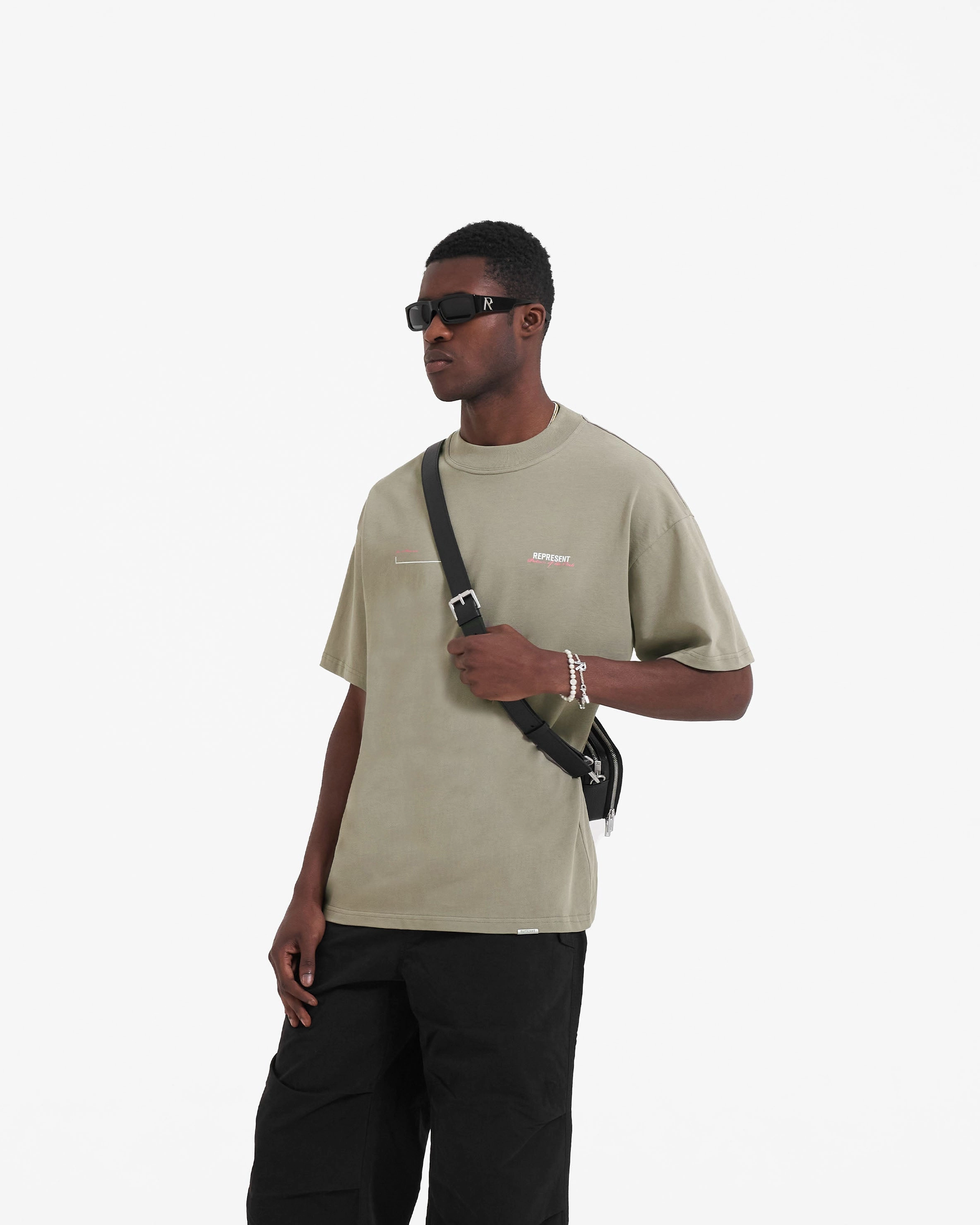 Geometric Print Patron Of The Club T-Shirt - Khaki Pink