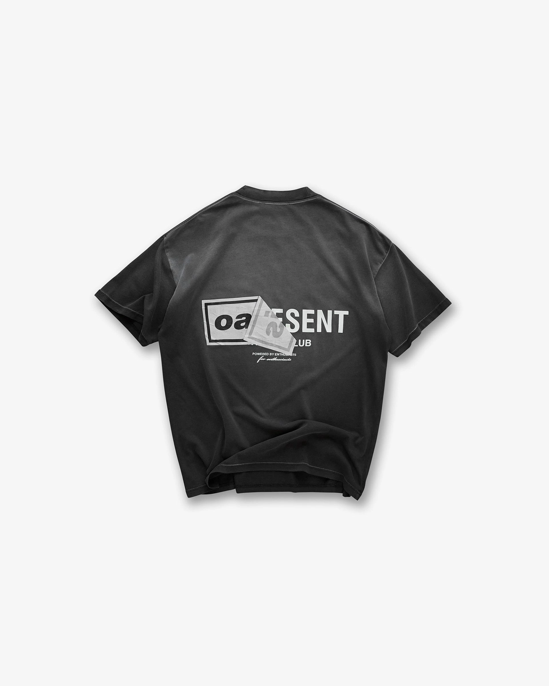 Effortless Comfort Design Chic Cut Represent X Oasis Owners Club T-Shirt - Stained Black