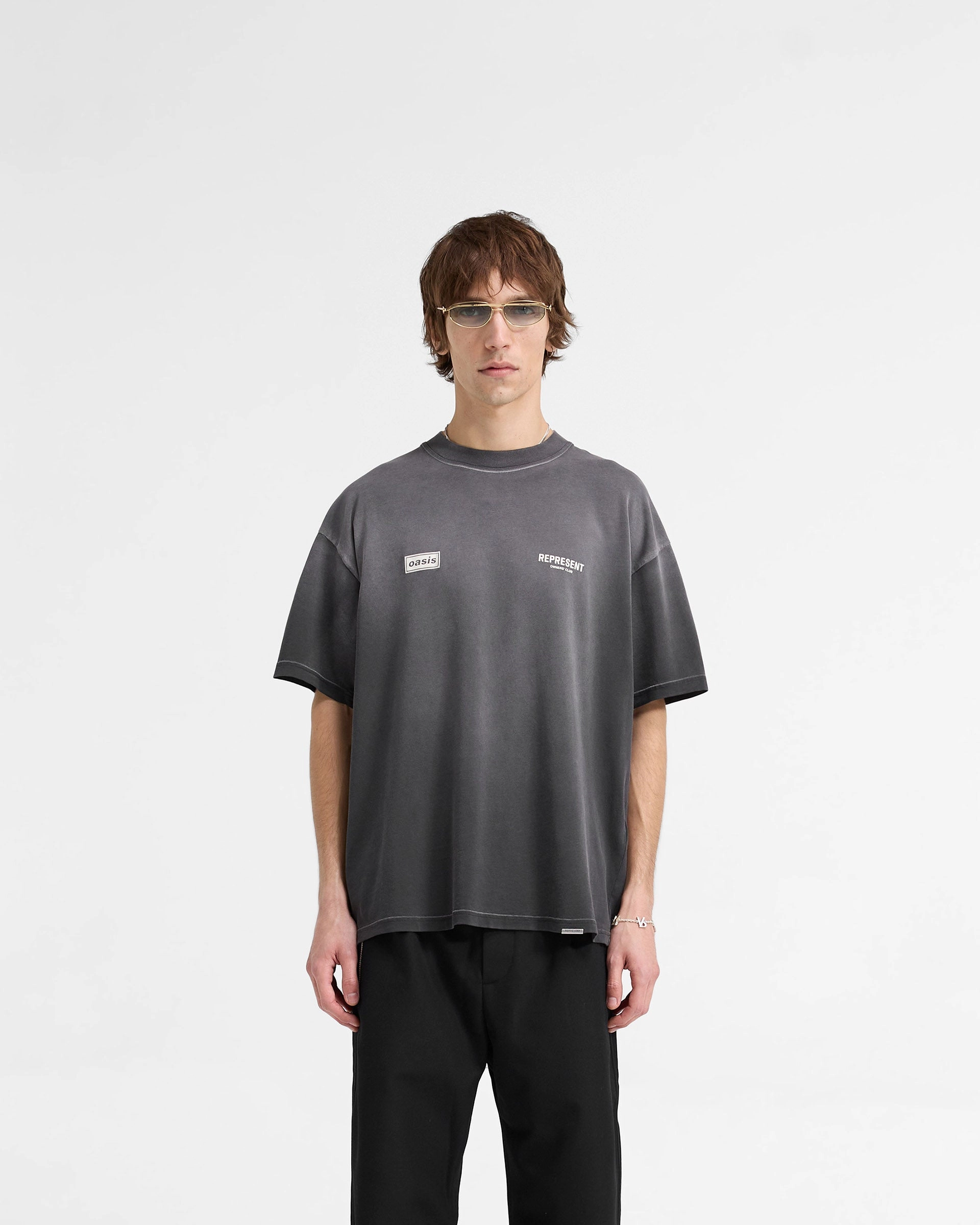 Anti Bacterial Treatment Represent X Oasis Owners Club T-Shirt - Stained Black