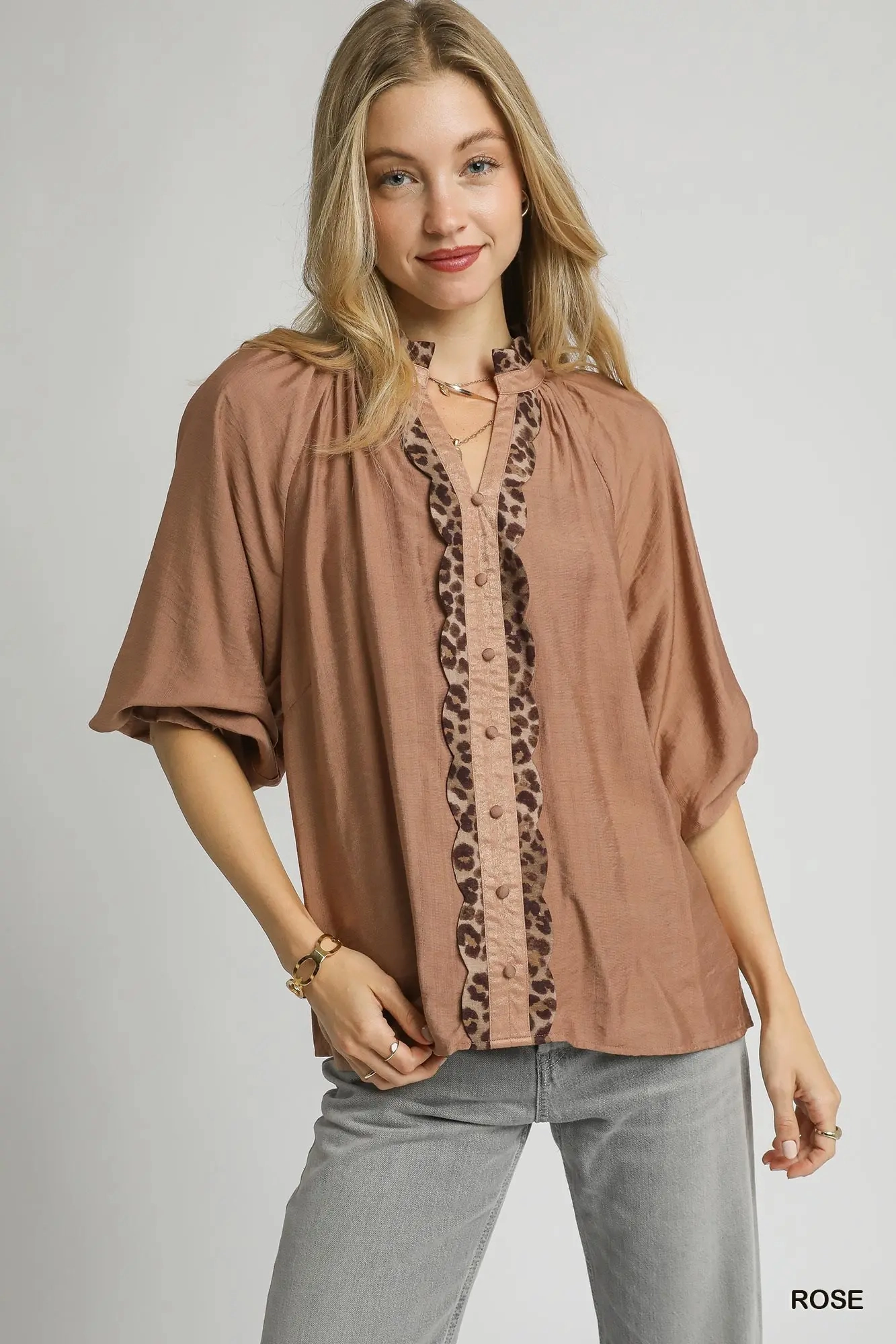 LowProfileDesign All-Purpose Wear Rose Button Front Top w/ Leopard Trim