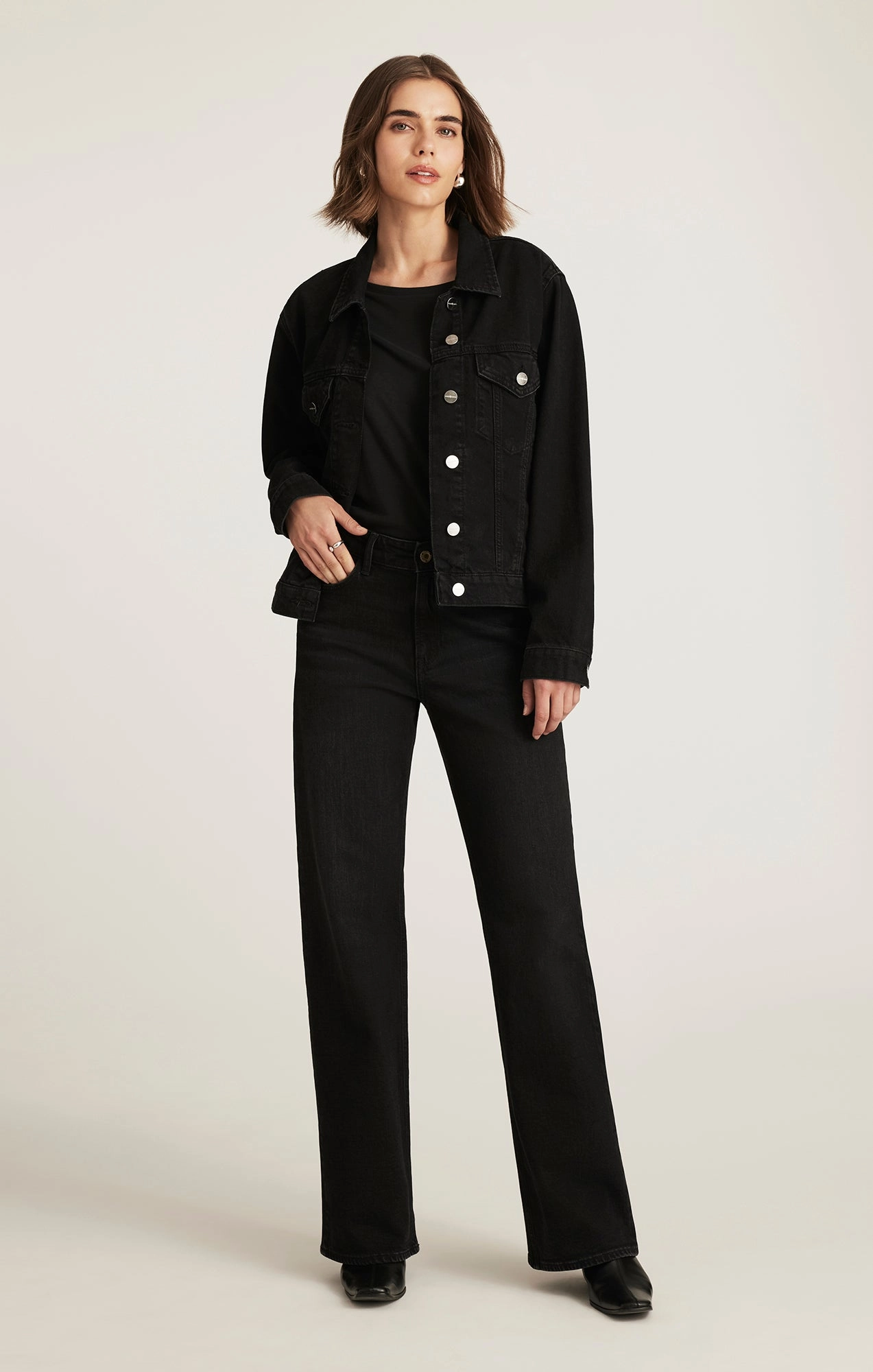 RUBY DENIM JACKET IN DARK SMOKE ICON Office Wear Modern Rainy Day