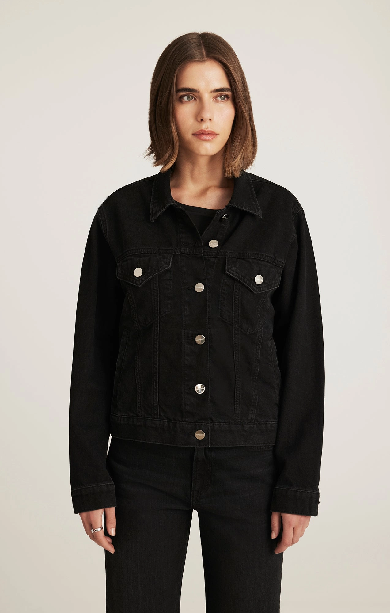 RUBY DENIM JACKET IN DARK SMOKE ICON Routine Style