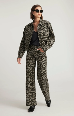 Sustainable Weekend Getaway SABRINA WIDE LEG IN GREEN LEO DENIM