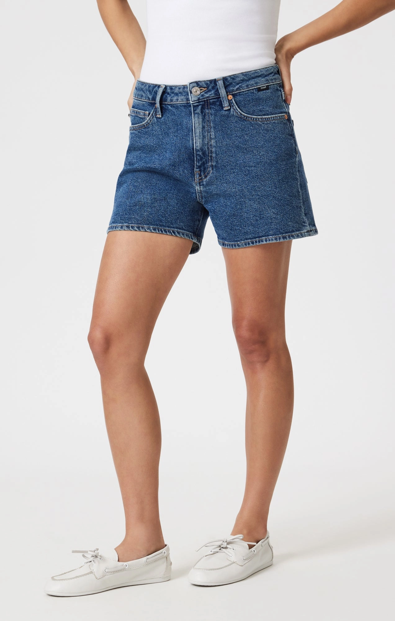 HEIDI SHORTS IN DARK SHADED 90's Stain Repellent Treatment
