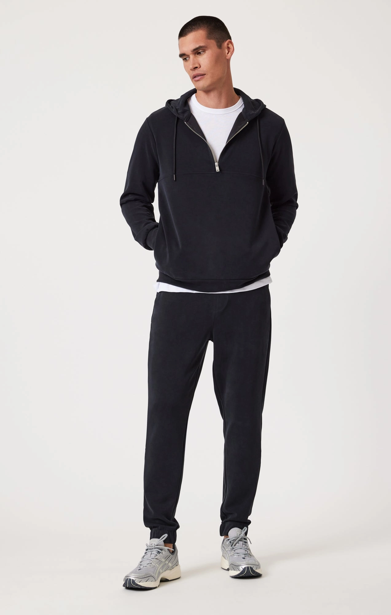 Full Comfort CompressionFitFabric SWEATPANTS IN JET BLACK