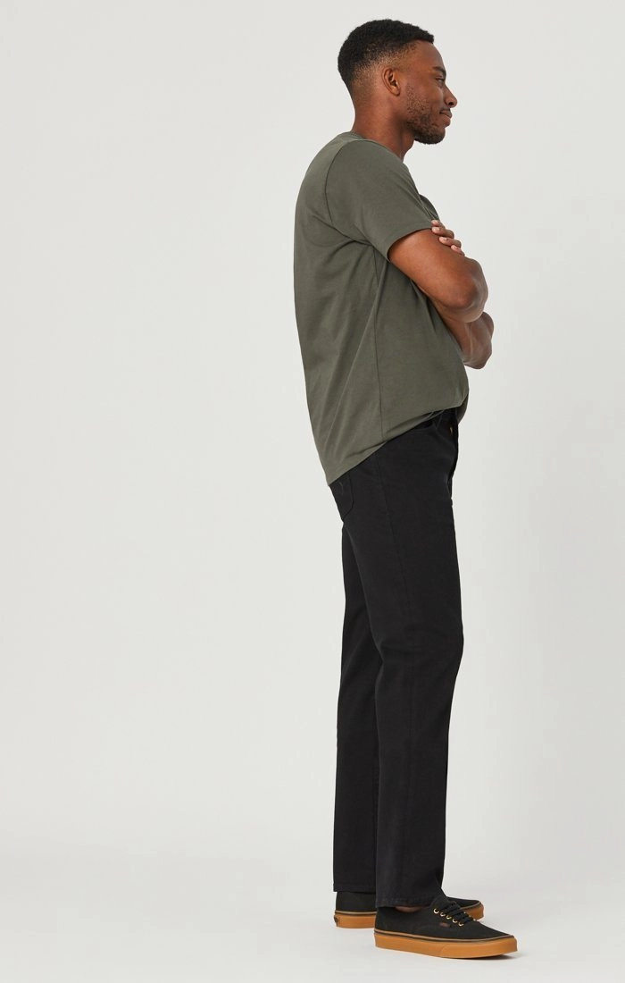 ZACH STRAIGHT LEG JEANS IN DOUBLE BLACK SUPERMOVE Weekend Warrior Creative Look Modern