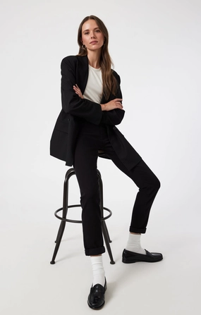 KATHLEEN SLIM BOYFRIEND IN BLACK FEATHER BLUE Wear It All