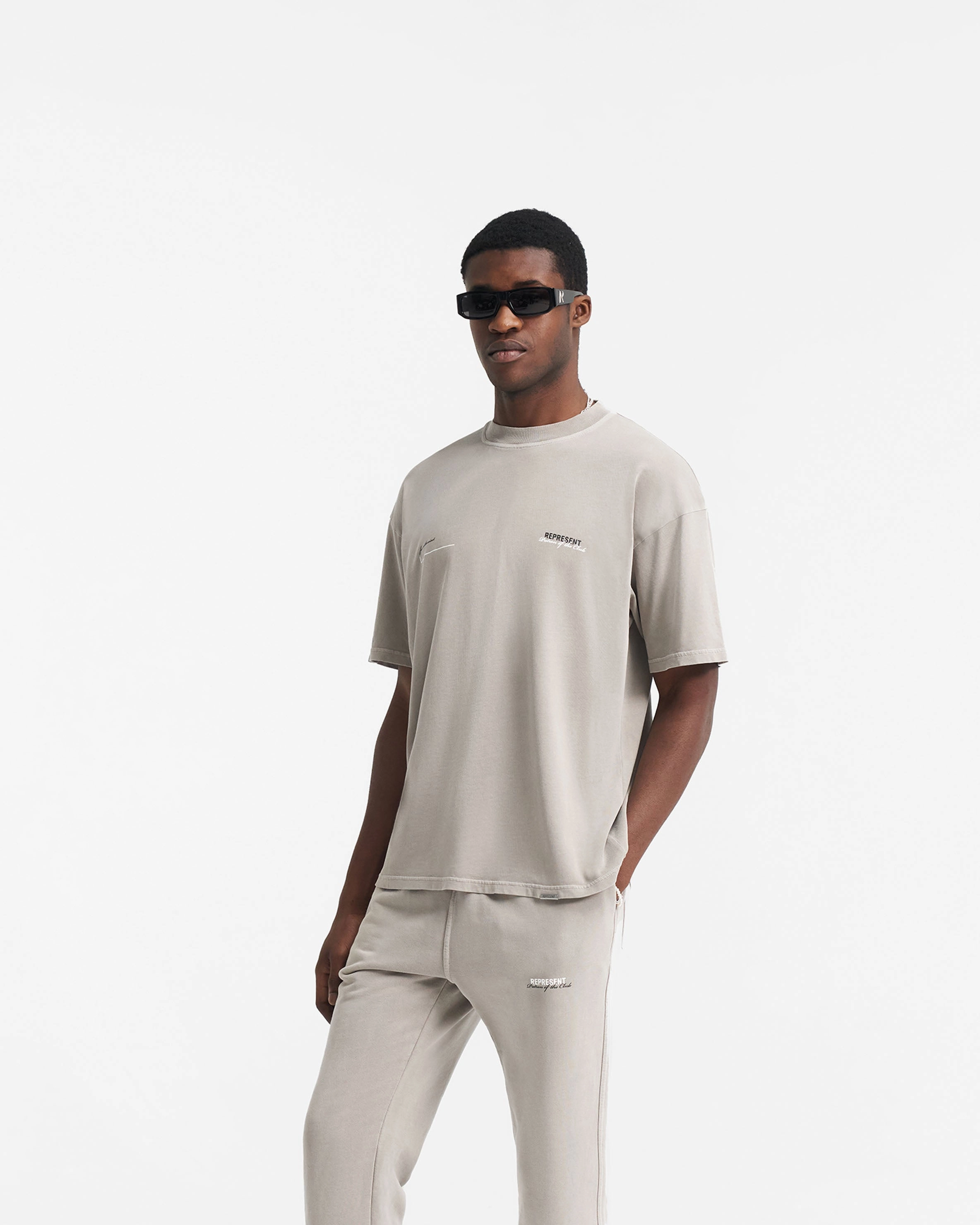 Good stretch Patron Of The Club T-Shirt - Mudstone