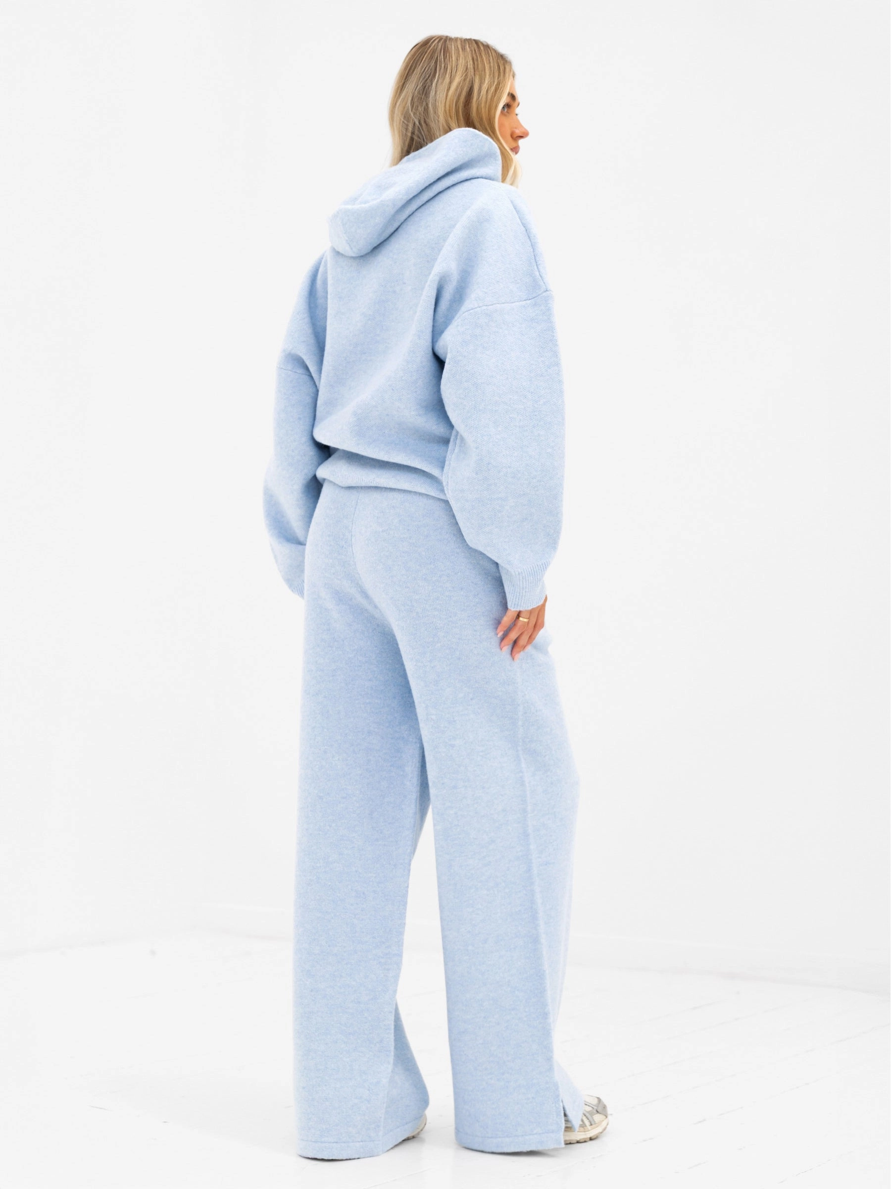 Oversized Knitted Hoodie - Baby Blue solo adventure