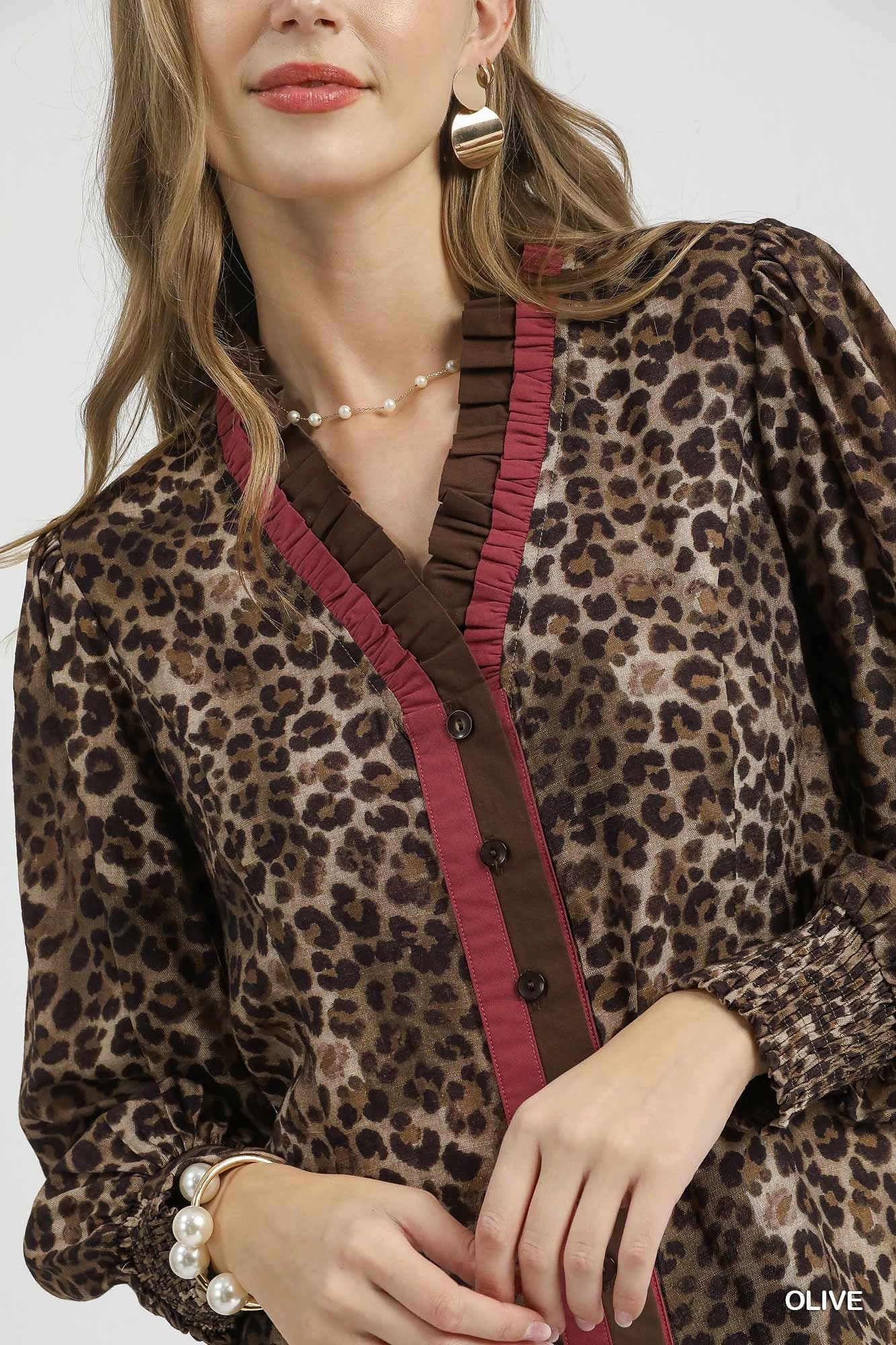 Playful Leopard Top w/ Contrast Trim All Purpose Casual Cut