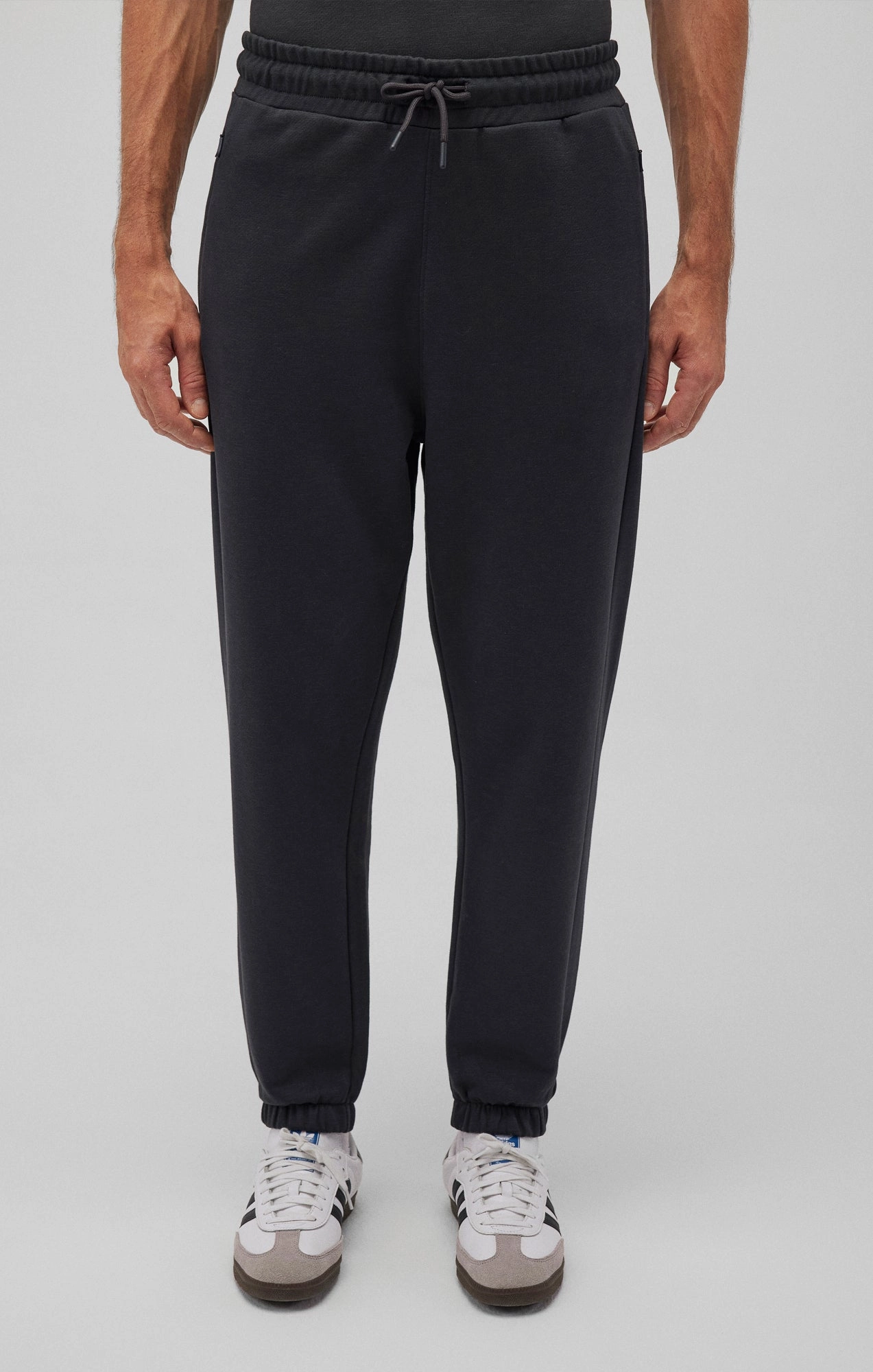 SWEATPANTS IN PIRATE BLACK Flexible Seam Ultra Soft Inner Layer