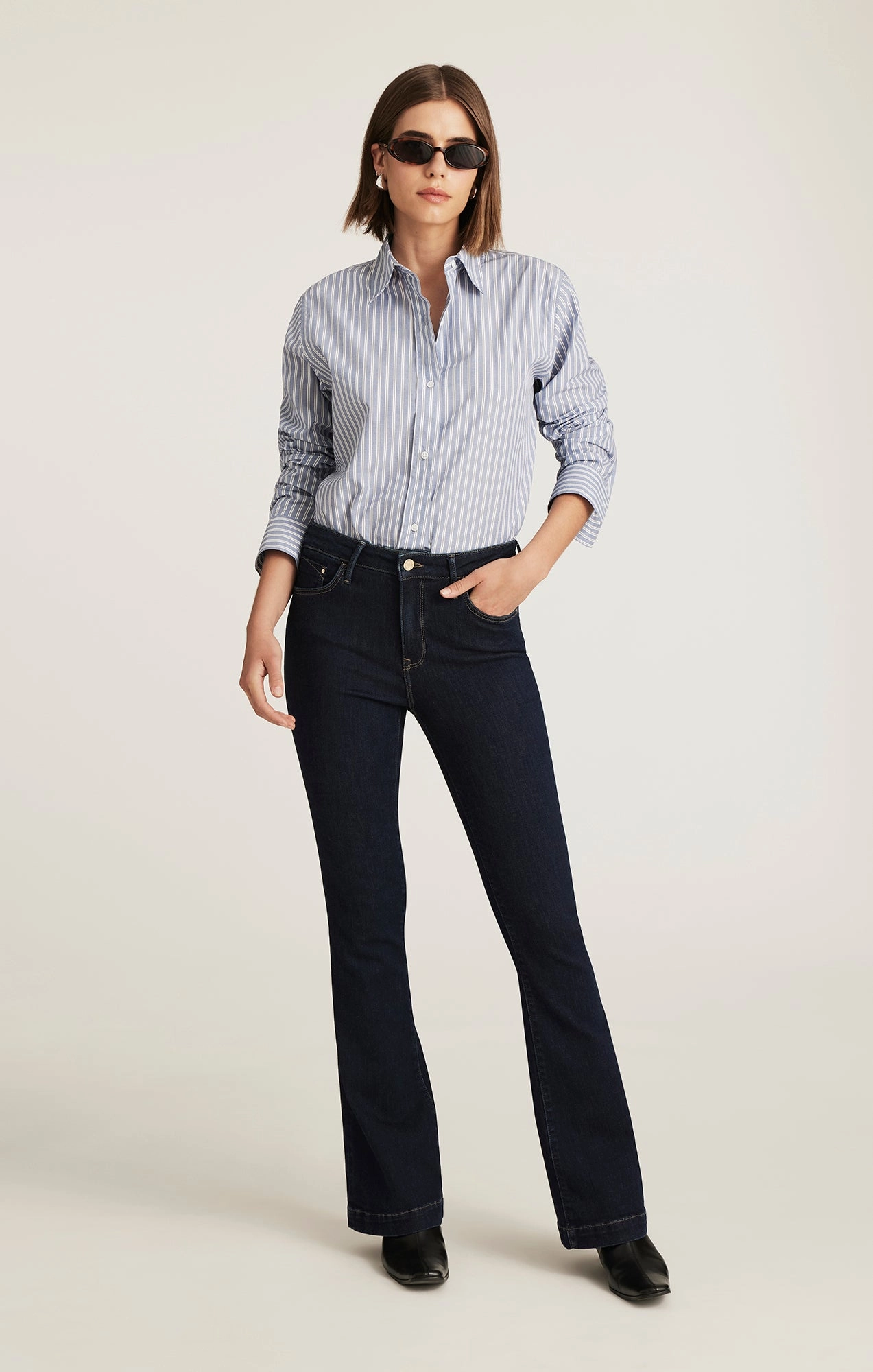 Anti Snag Thread Technology Smart Casual SYDNEY FLARE IN DARK BLUE