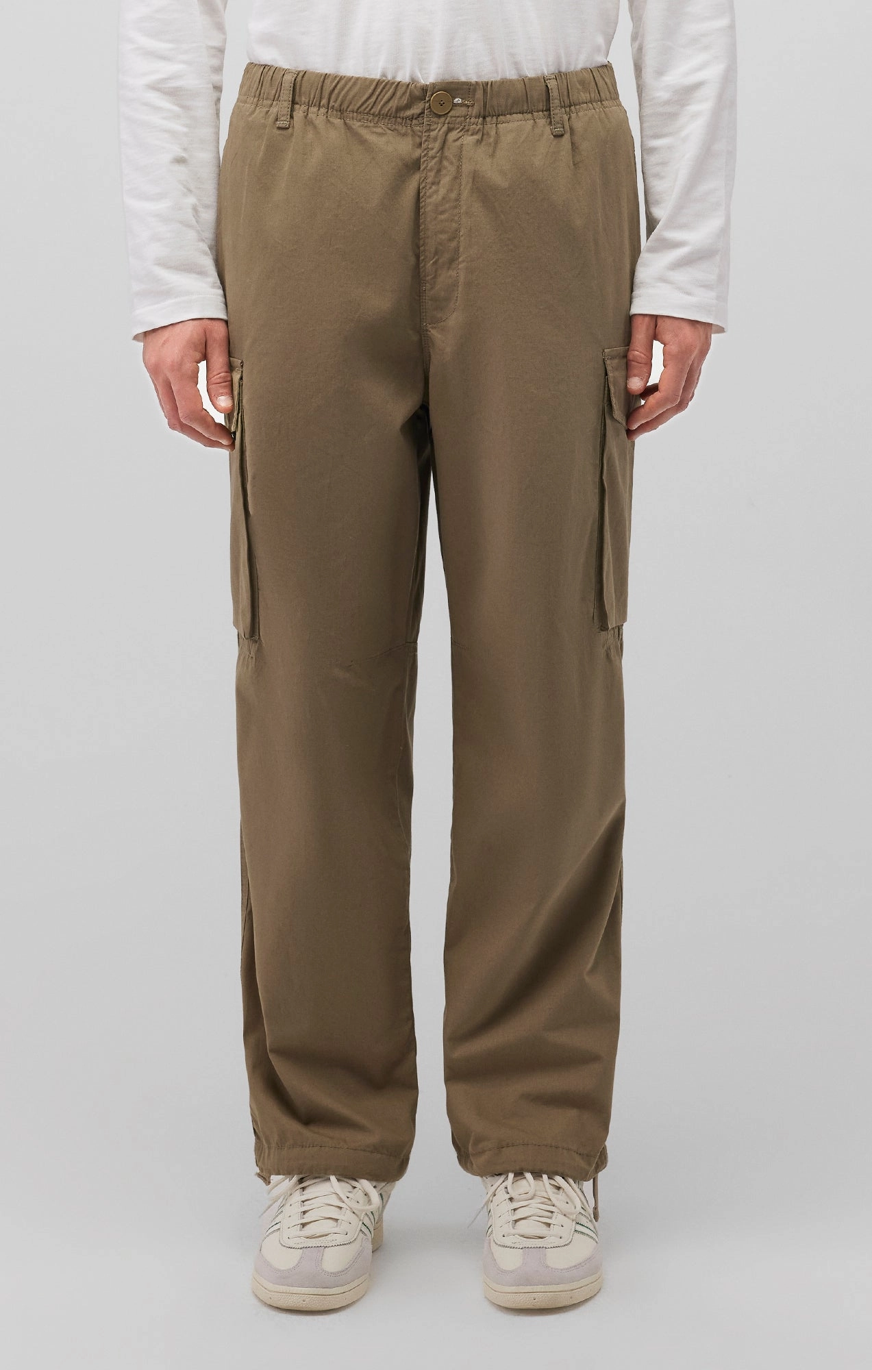 DOUBLE POCKET CARGO PANTS IN COVERT GREEN Stretchable Waist