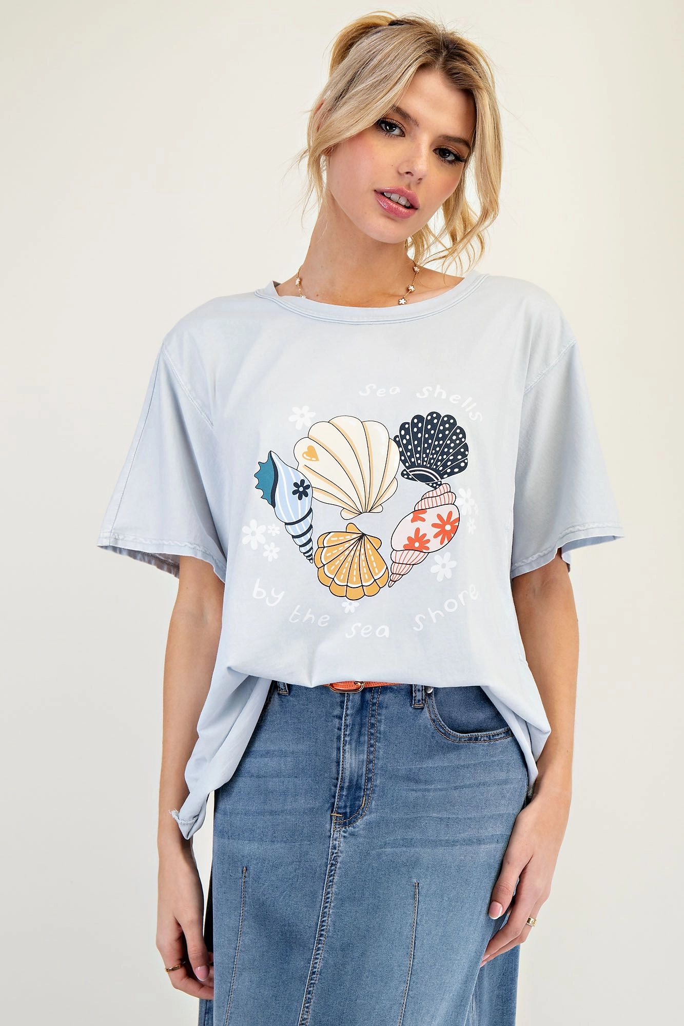 MicrofiberBlend Sea Shells Mineral Washed Graphic Tee
