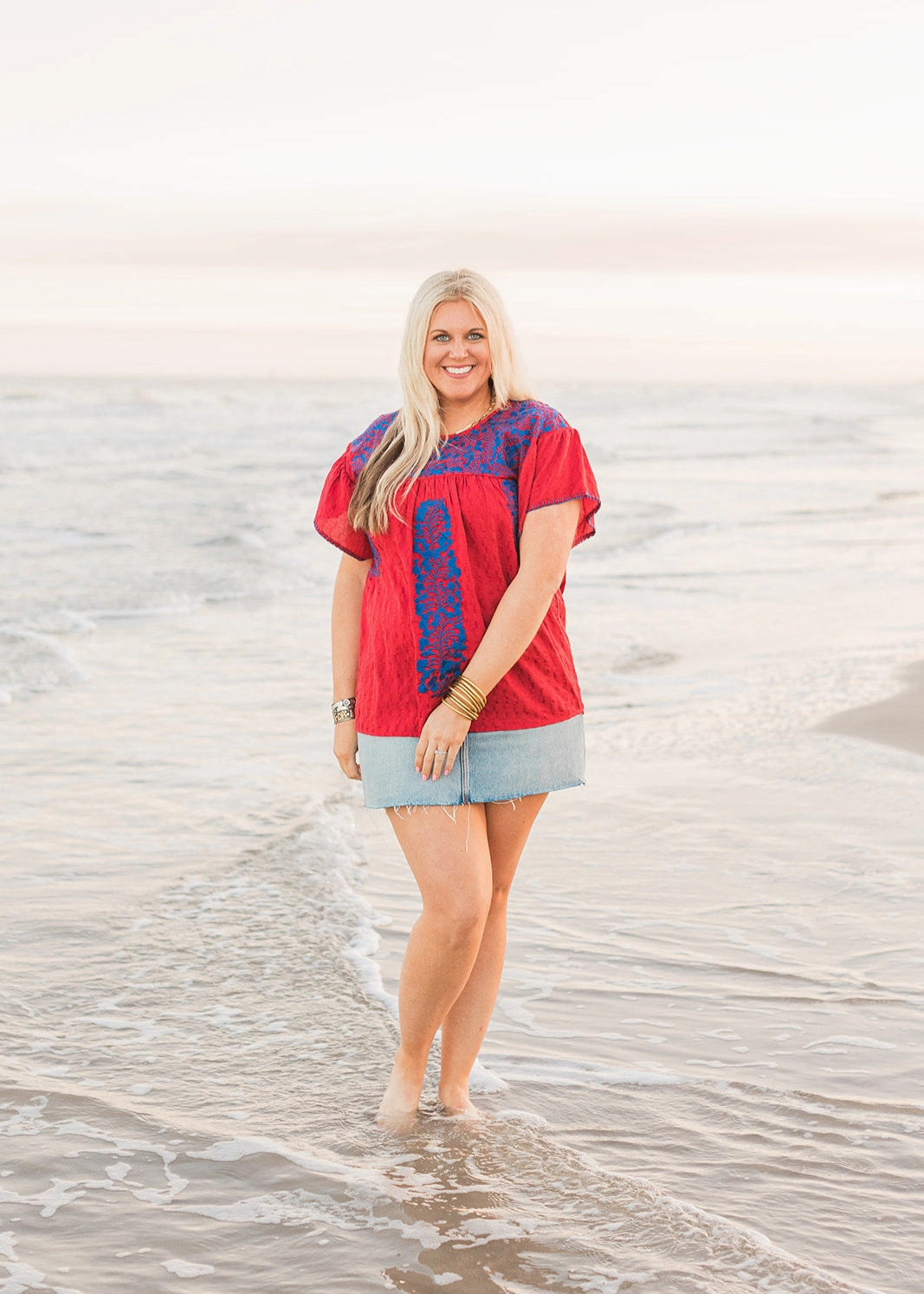 Hydrophobic Threadwork The Chelsea Top-Red