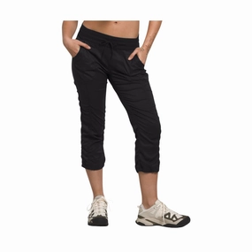 All Season Versatility The North Face Women's Aphrodite 2.0 Capri - TNF Black