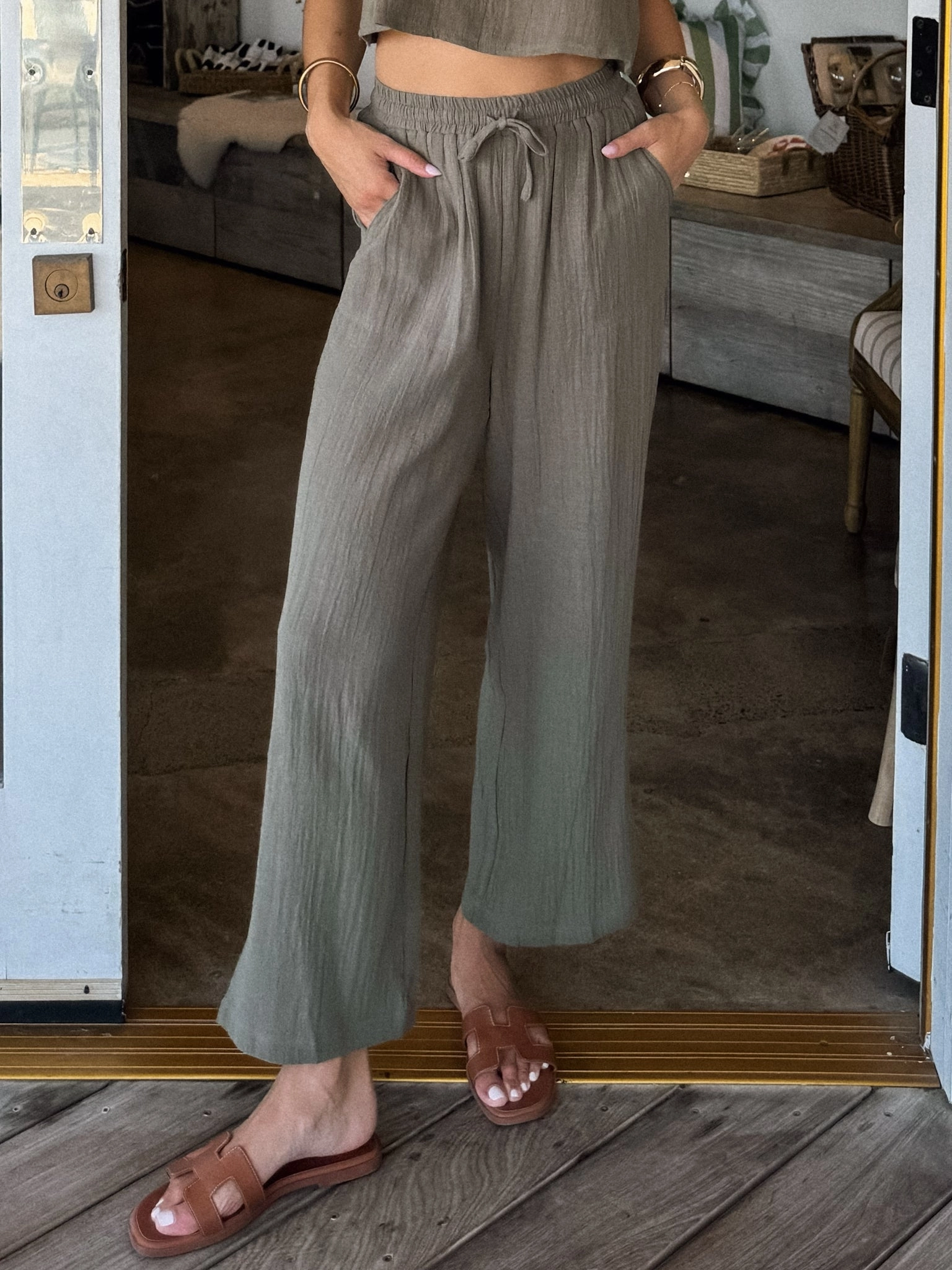 Travel Friendly Leila Gauze Pants Stretch Ready Hygienic Coating