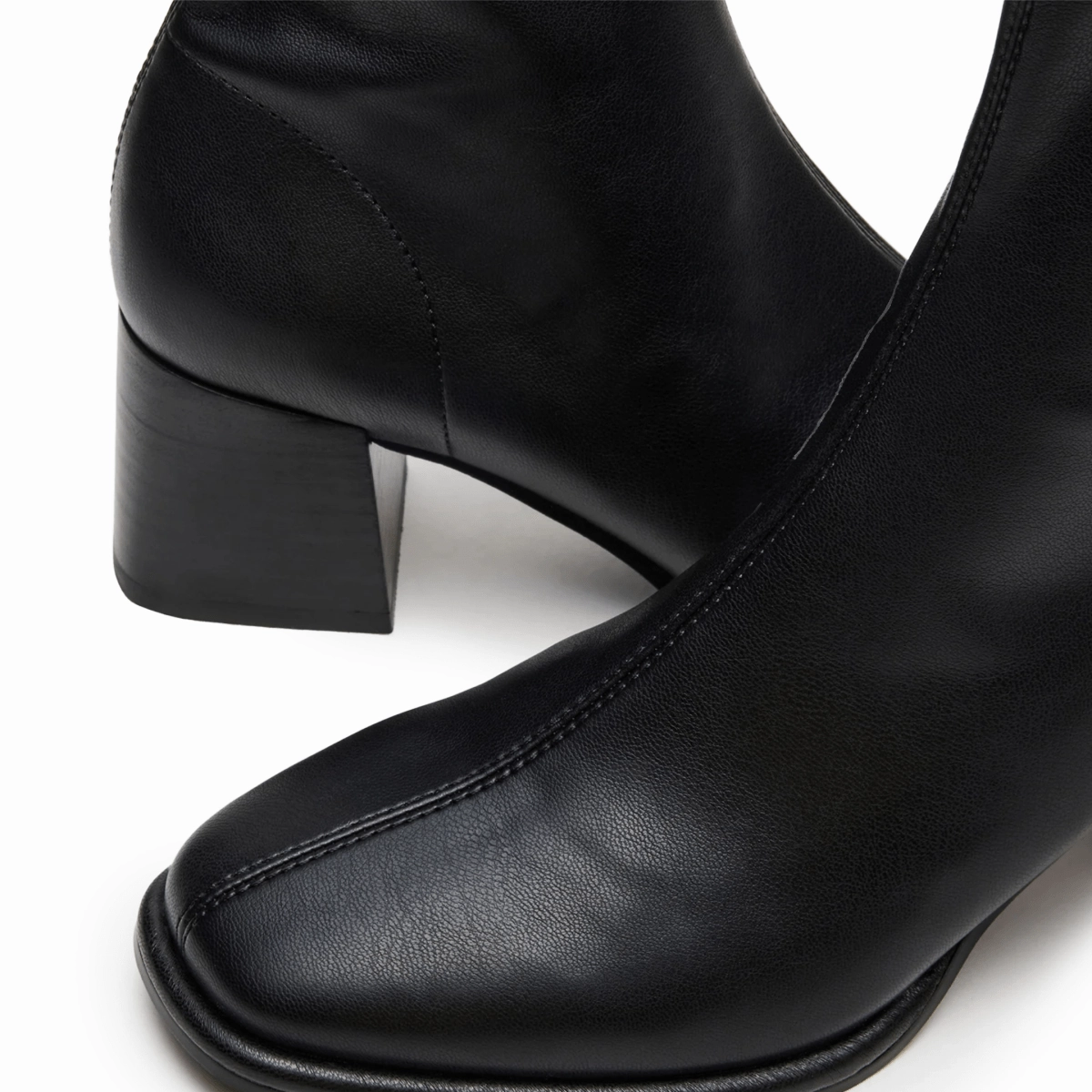 Steve Madden Women's Pammy Black Leather Durable Shell Hiking Trails Fashion Utility