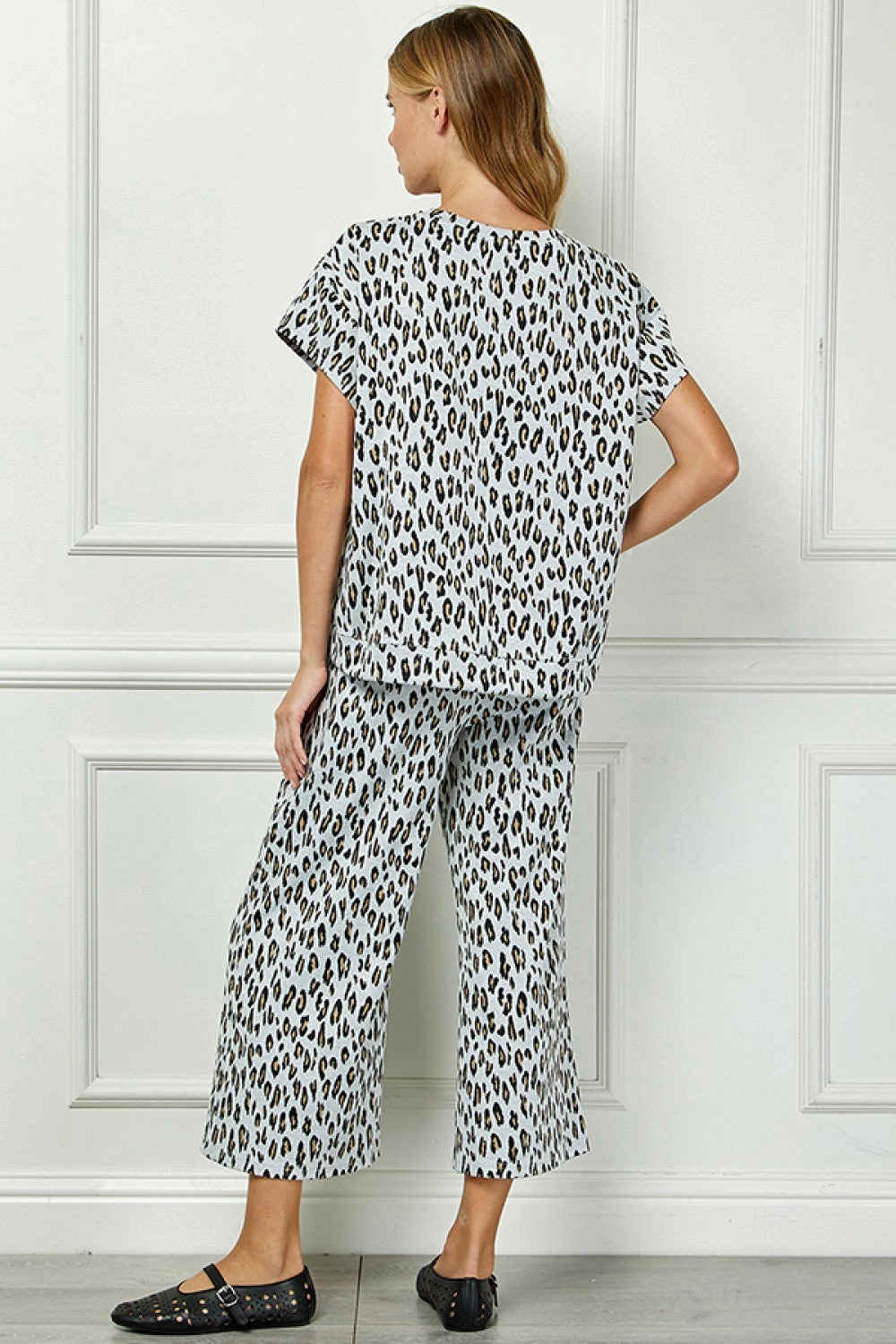 Two-Piece Grey Animal Print Lounge Set Metallic Fiber Blend