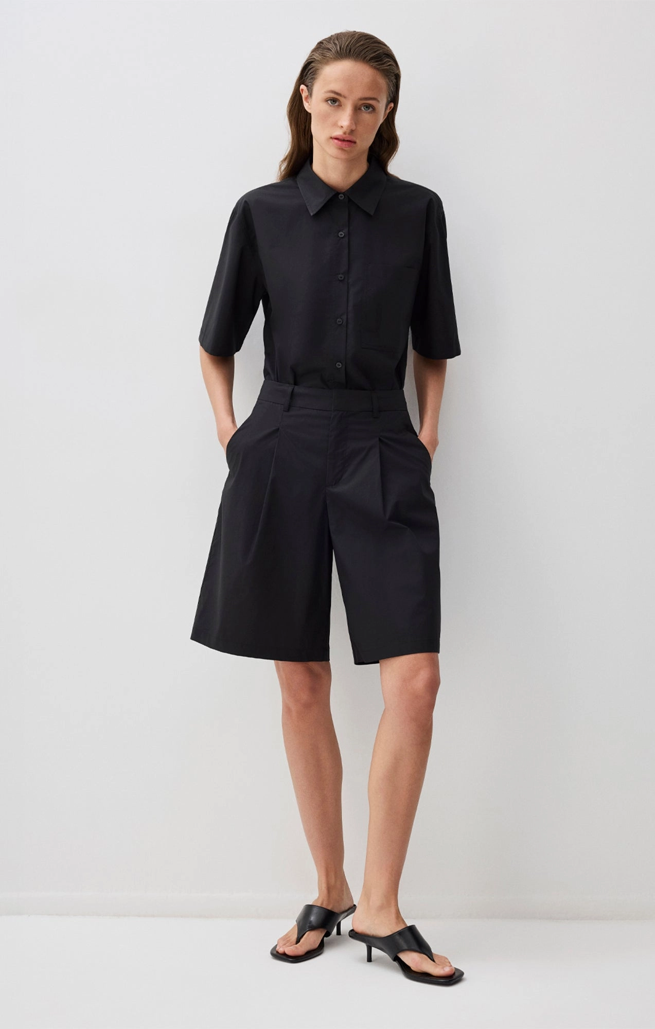 PLEATED SHORTS IN BLACK Spandex shorts