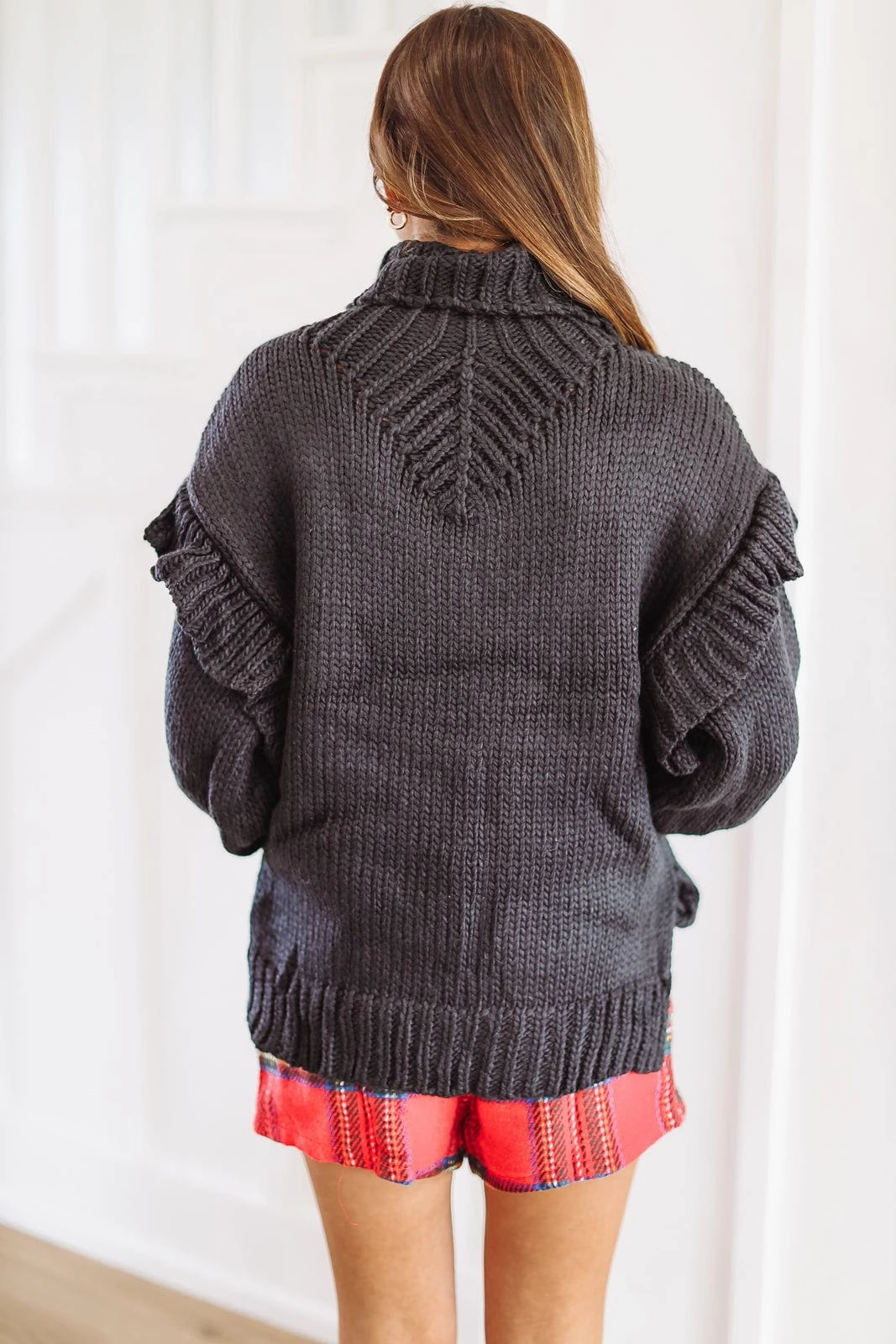 standard fit Weekend Love Sweater - Black