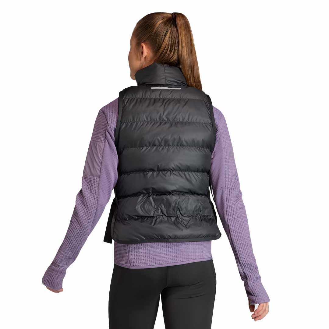 Stylish Chill Piece SlimSilhouette adidas - Women's Ultimate Running Conquer The Elements Body Warmer Vest (IB6382)