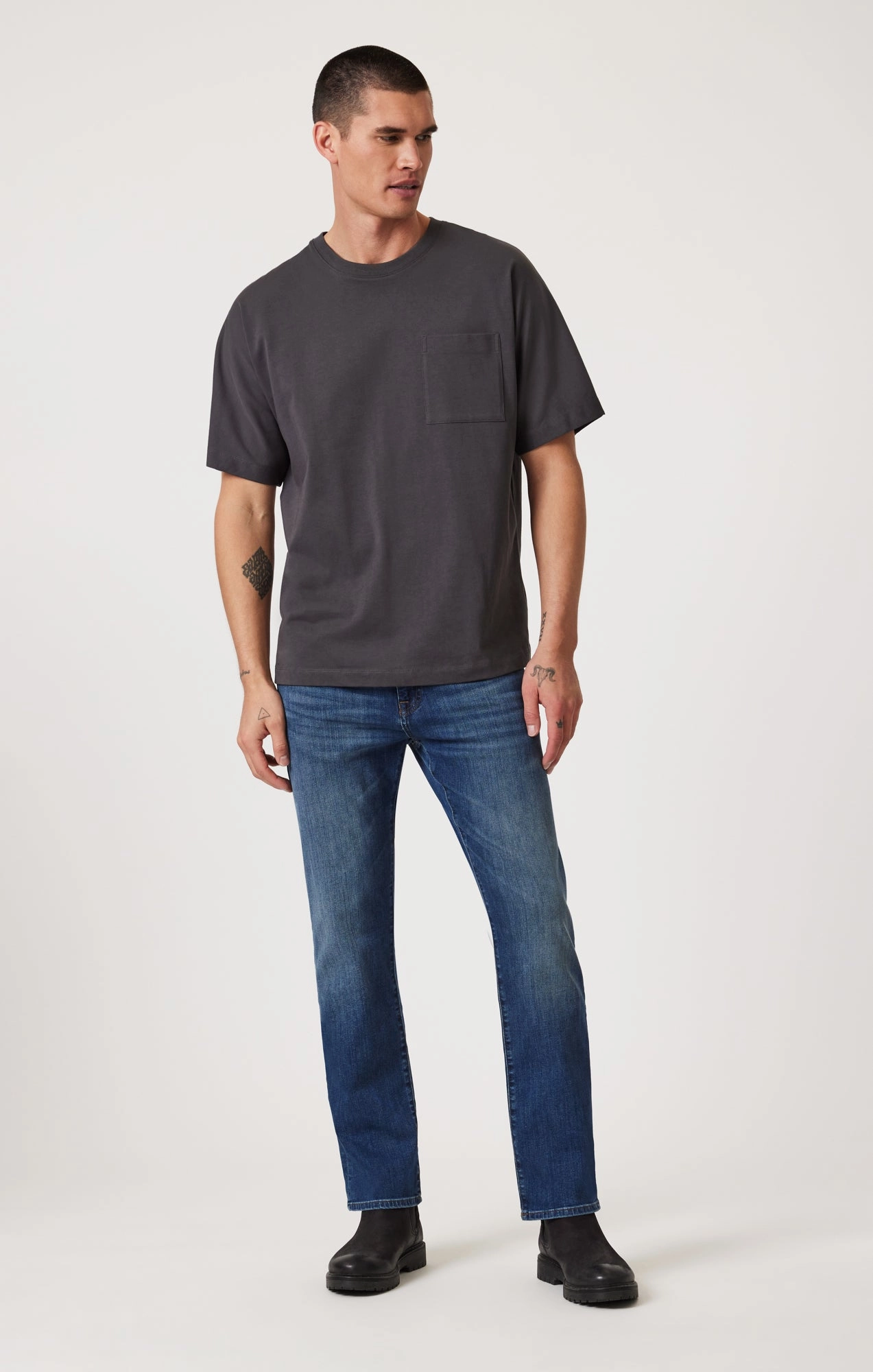 ZACH STRAIGHT LEG IN DARK USED WILLIAMSBURG Base Comfort Outdoor Adventure Earthy