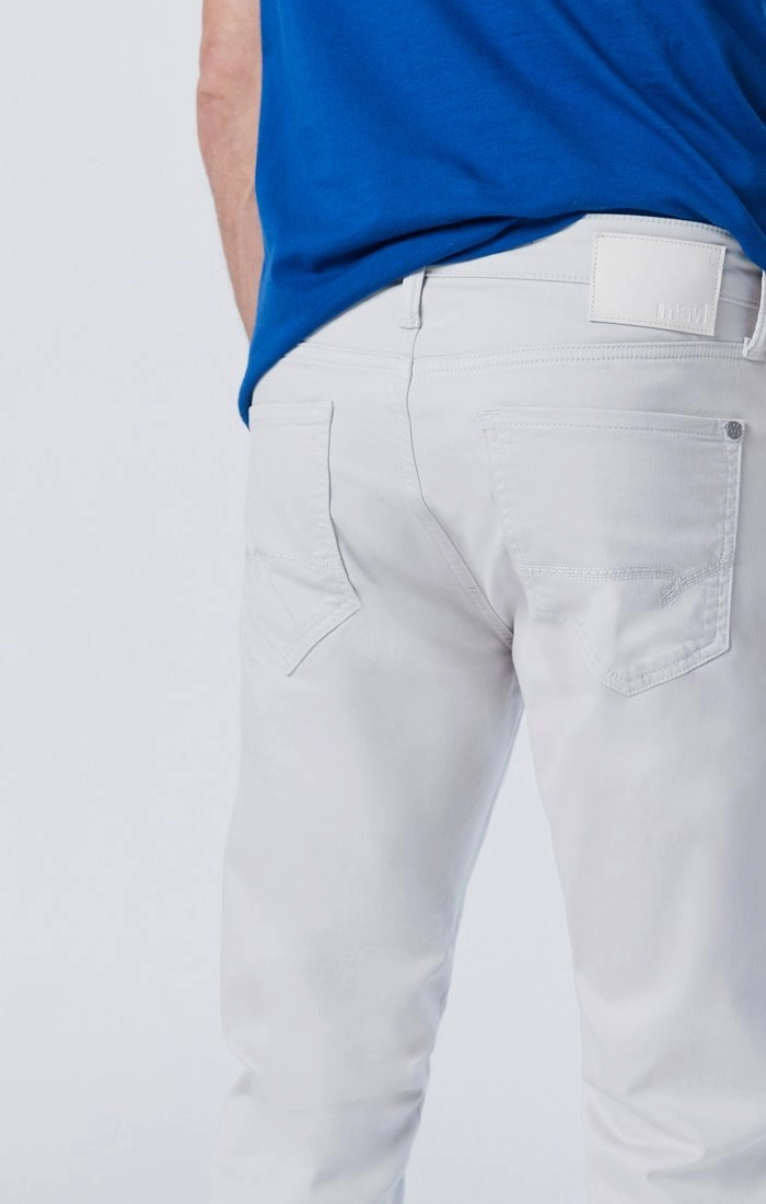 Water Repellent Coating Slim Comfort ZACH STRAIGHT LEG IN OYSTER MUSHROOM TWILL
